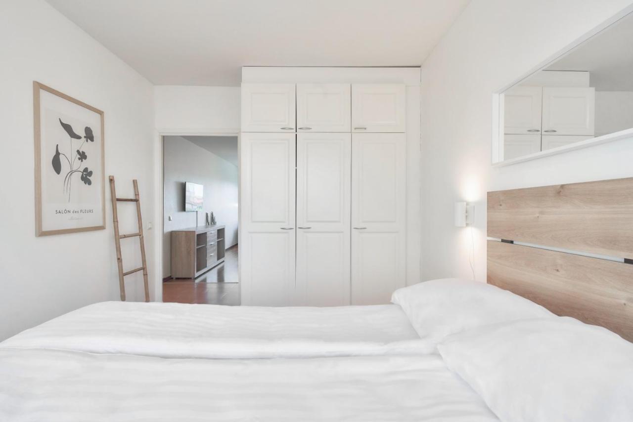 Norden Homes Turku 2-Bedroom Nordic Apartment エクステリア 写真
