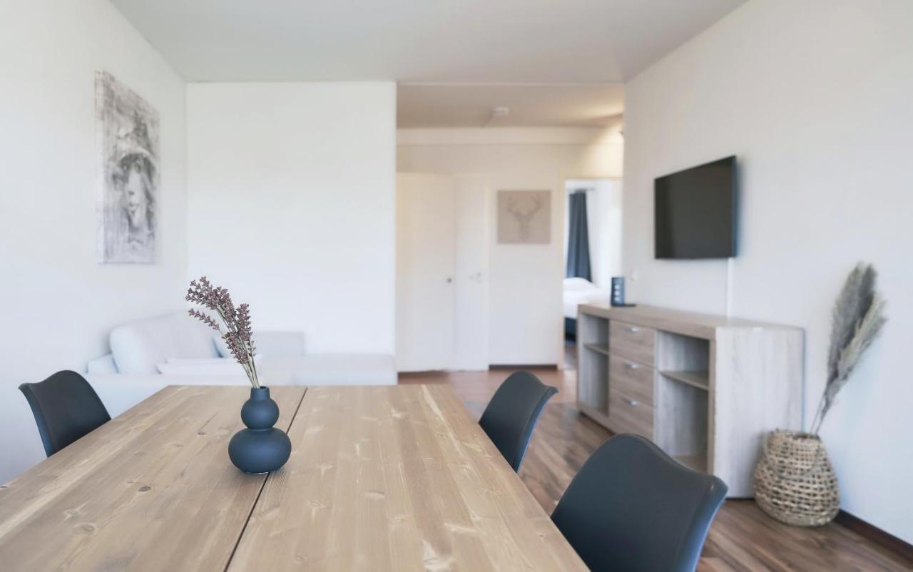 Norden Homes Turku 2-Bedroom Nordic Apartment エクステリア 写真